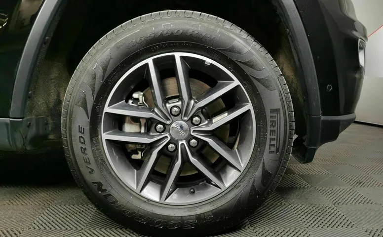 Jeep Grand Cherokee 3.0 AT AWD (238 л.с.) Limited Черный