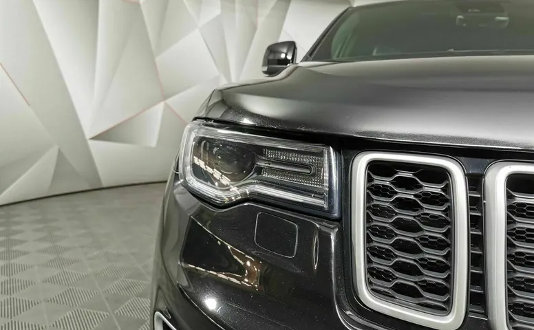 Jeep Grand Cherokee 3.0 AT AWD (238 л.с.) Limited Черный